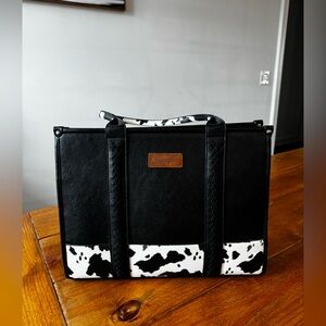 Wrangler Black and White Shoulder Bag